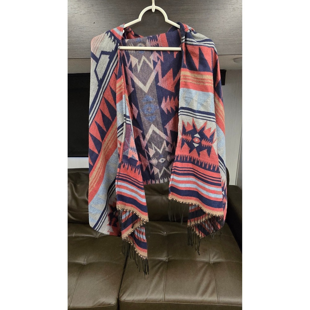 Wendy Bellissimo Hooded Wrap Shawl Southwestern Geometric Fringe Poncho Red Blue